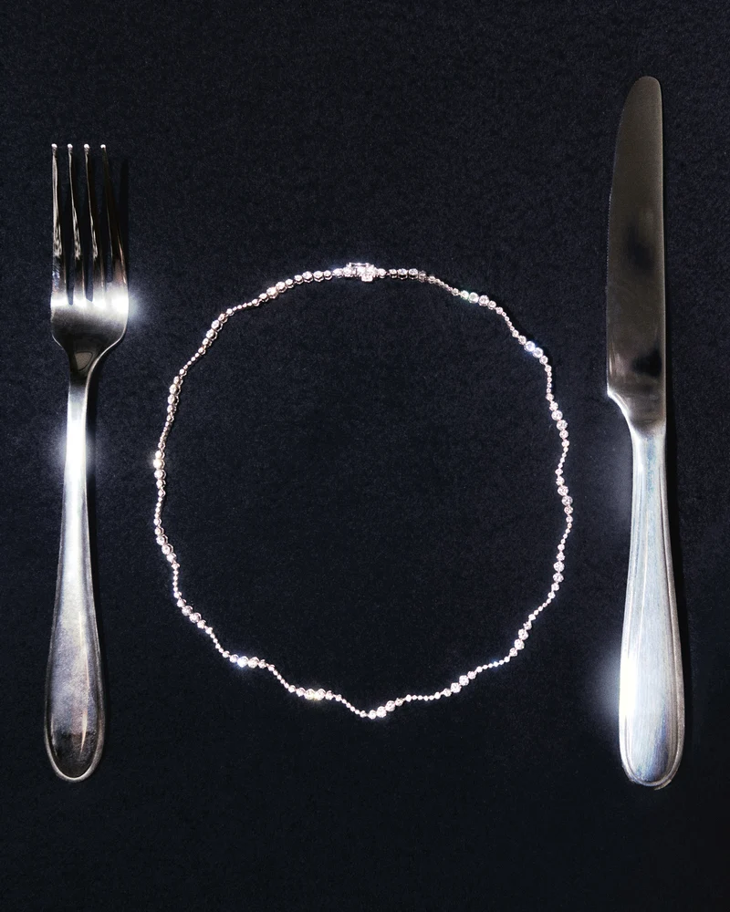 GRID01 Summer Diamonds And White Gold Venus Choker Necklace