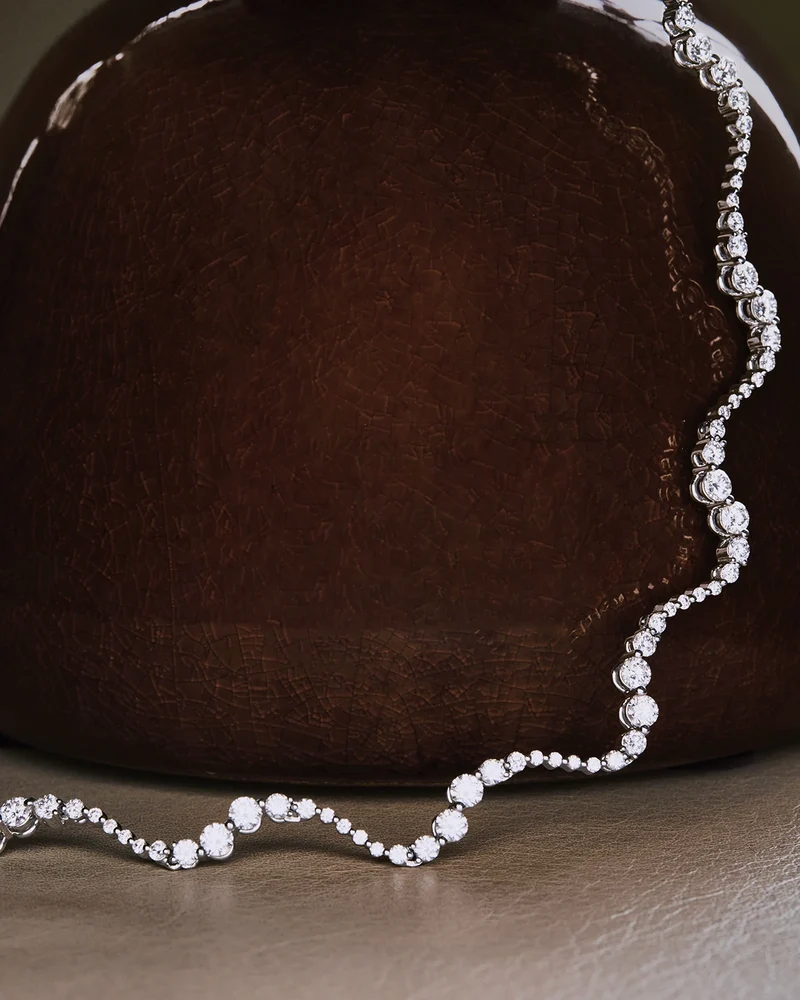GRID 3 Diamonds and White Gold Venus Choker necklace