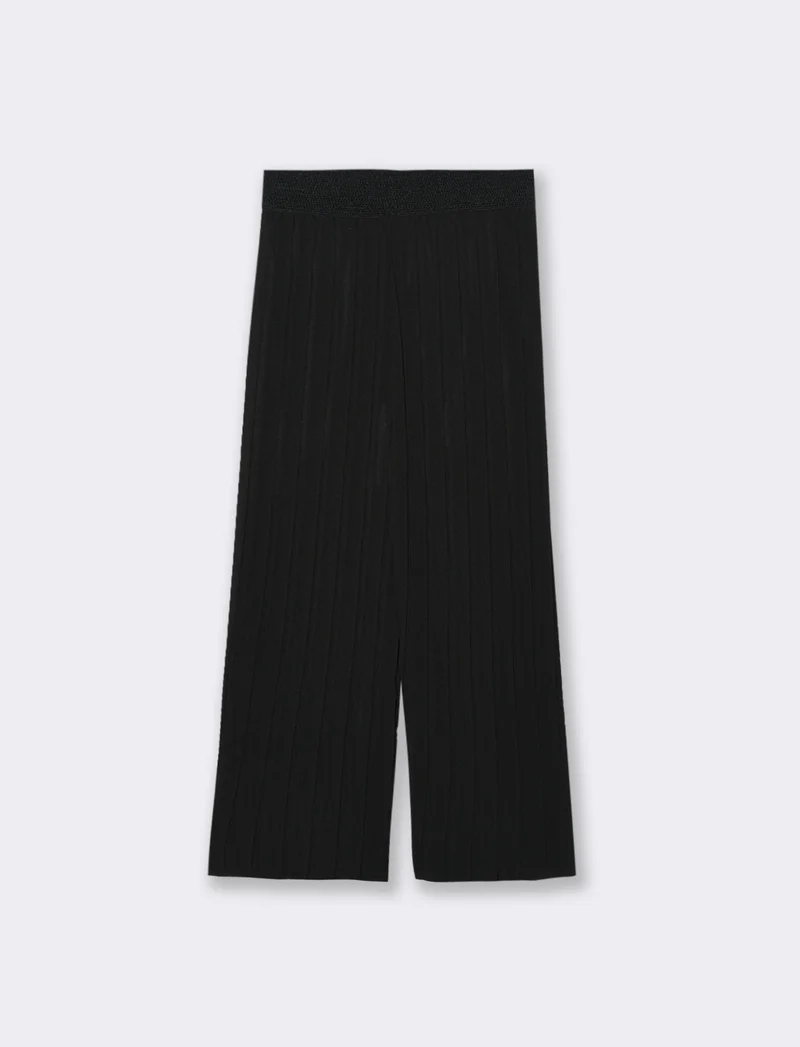 Pantaloni leggeri effetto plissé. - Nero