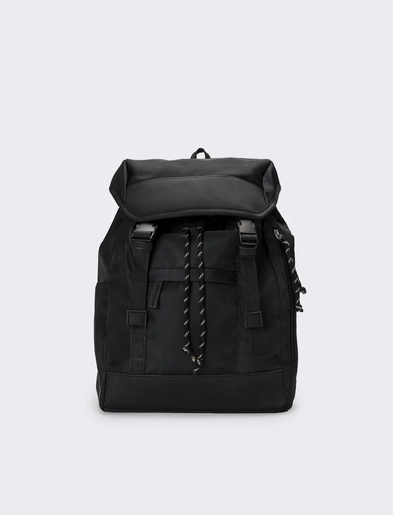 Zaino uomo con tasche e tiranti - Nero