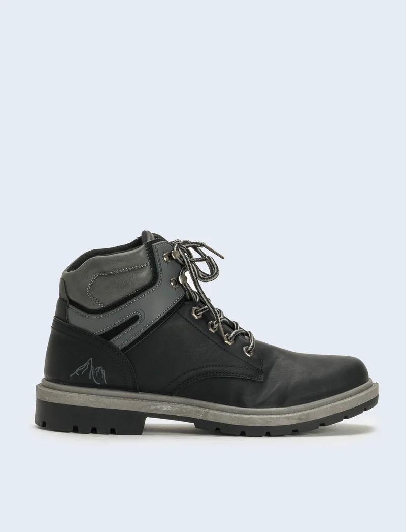 Scarpa stringata da uomo - Nero