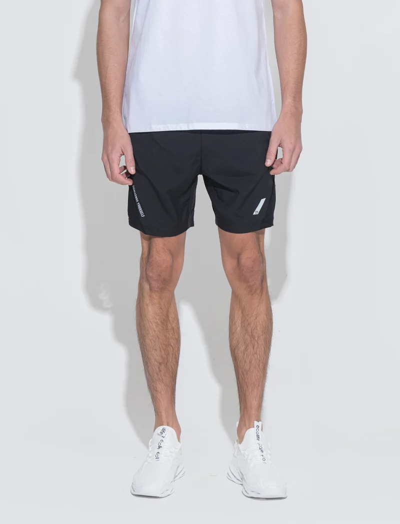 Shorts da allenamento in tessuto tecnico leggero da uomo - Nero