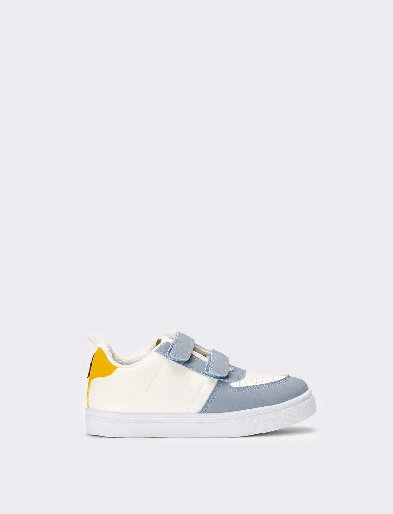 Sneakers con strappi da bambino - Bianco